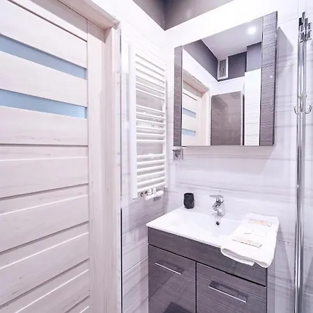 Daire Laguna Ogrodowa 17 *